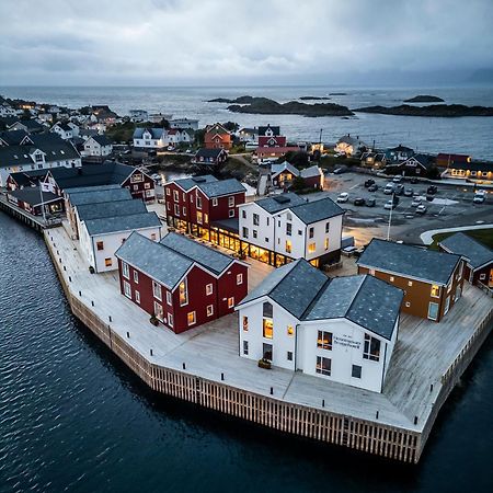 Henningsvaer Bryggehotell - By Classic Norway Hotels Bagian luar foto